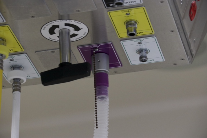 A picture containing text, indoor

Description automatically generated